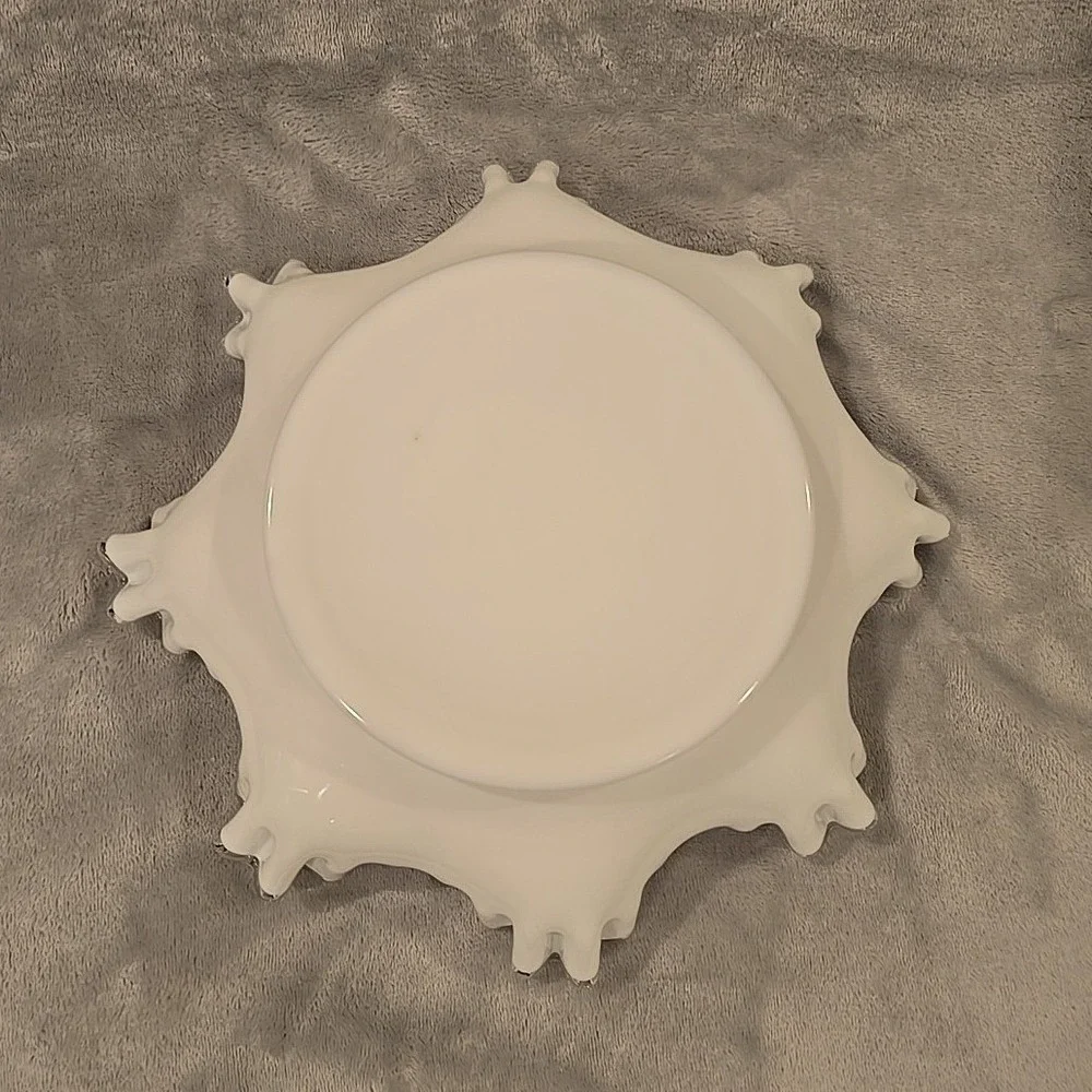 Vintage‎ Unmarked Fenton White Milk Glass Silver Crest Ruffled Edge Bowl
